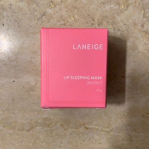 LANEIGE Berry Lip Sleeping Mask